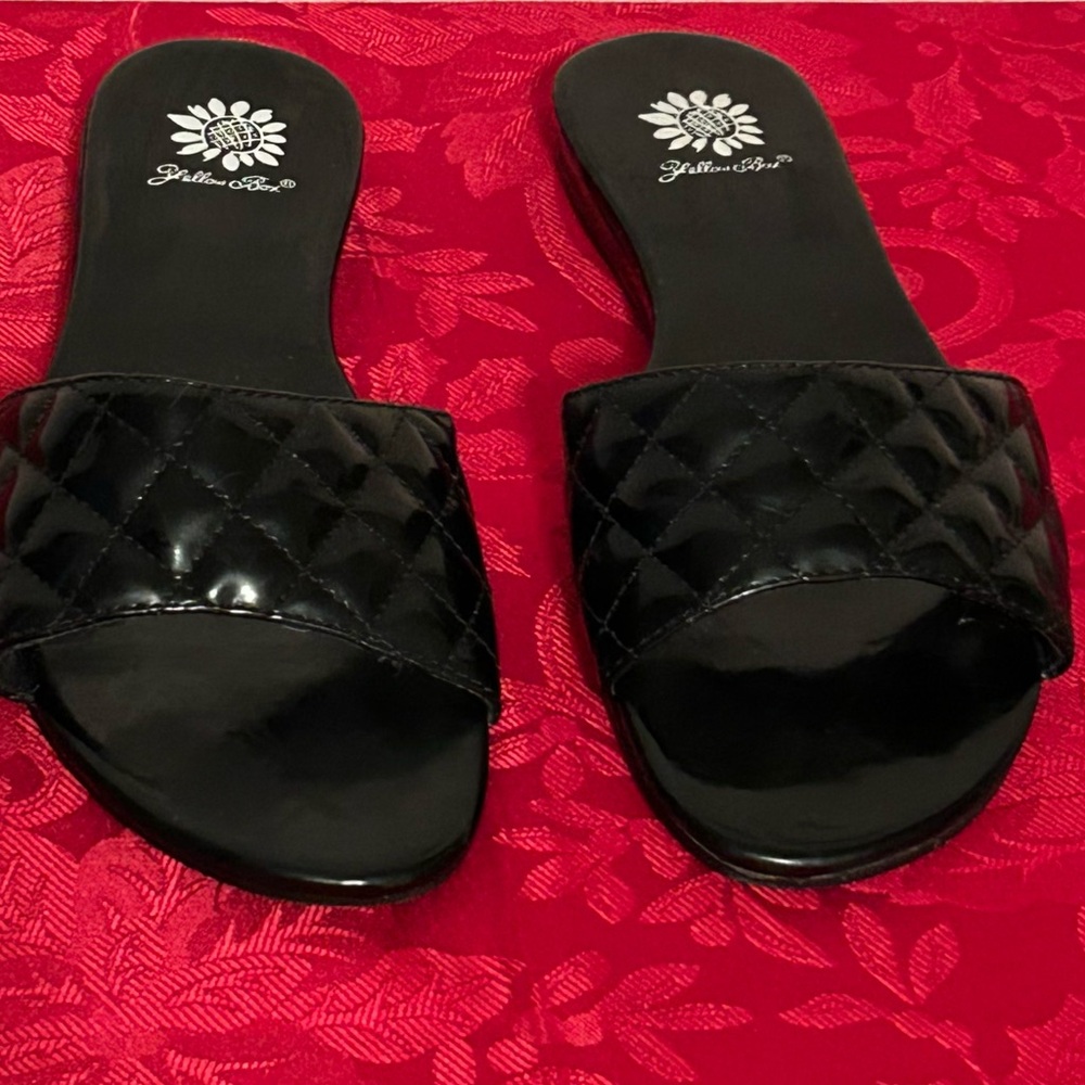 Yellow Box Women's Black Slide Sandals